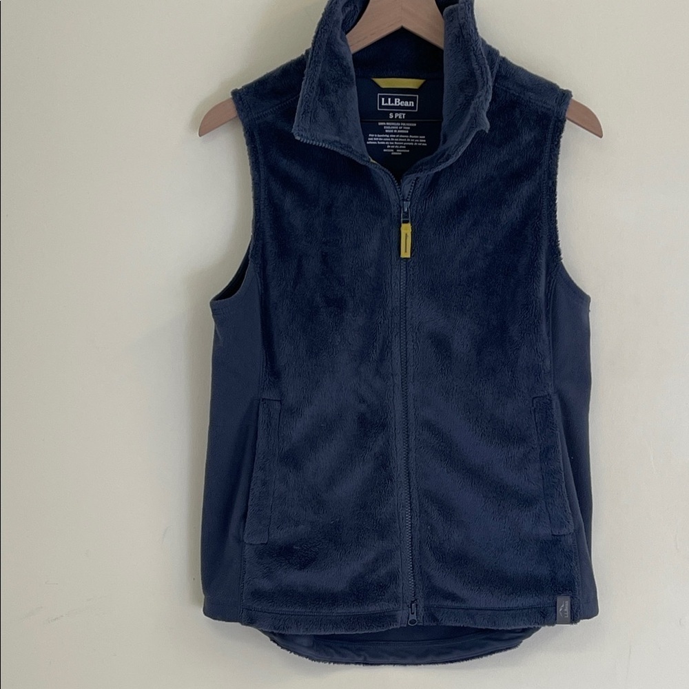 LL Bean Fleece Vest Small Petite Gray Zip Front Pockets EUC Cabincore Gorpcore
